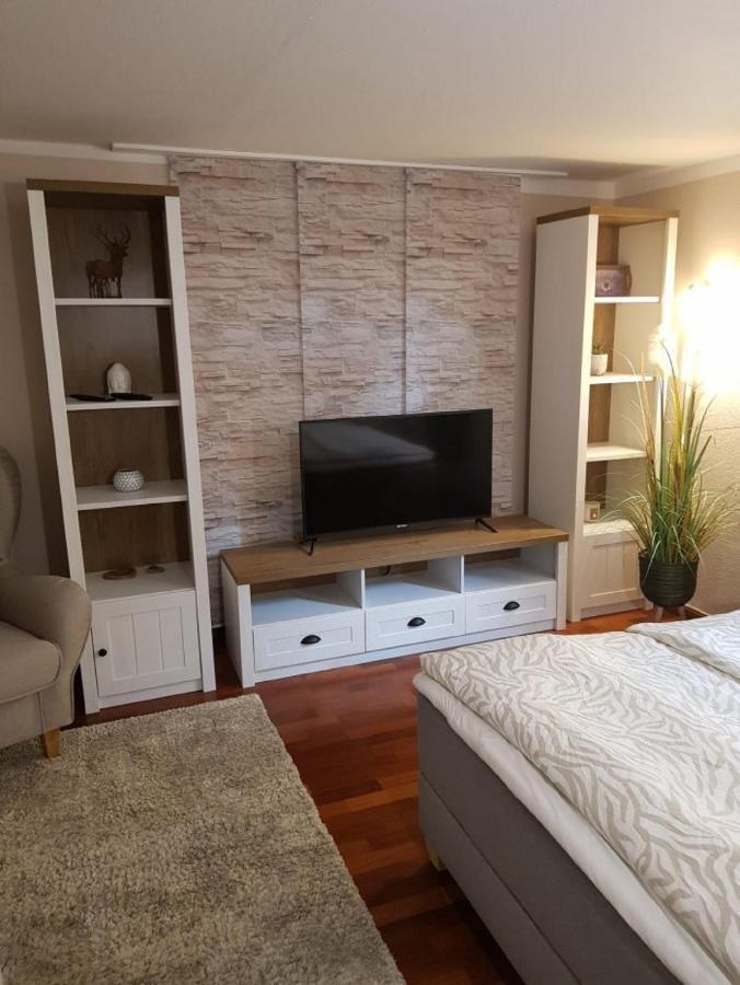 Ferienappartement Am Nadenberg 林登贝格 外观 照片