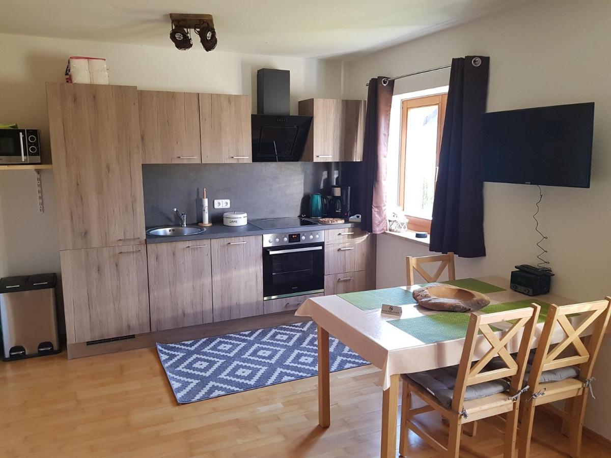 Ferienappartement Am Nadenberg 林登贝格 外观 照片